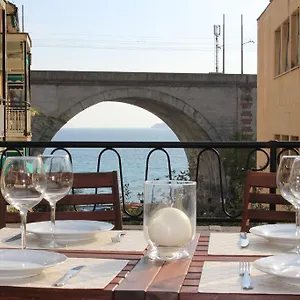 https://casa-maria-zoagli.hotelitalianriviera.com